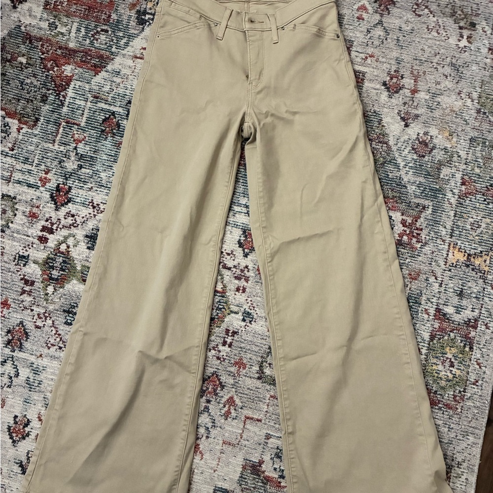Levi's 318 shaping Wide-Leg Jeans in Khaki Beige NWOT